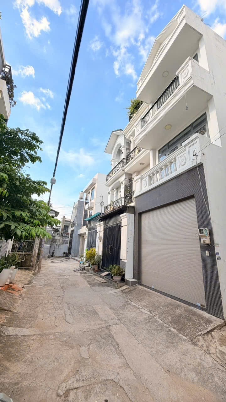 LÔ ĐẤT VUÔNG A4 HẺM Ô TÔ - NGAY CHỢ HIỆP BÌNH - 61M2 - CHÀO 6.1T 16014364