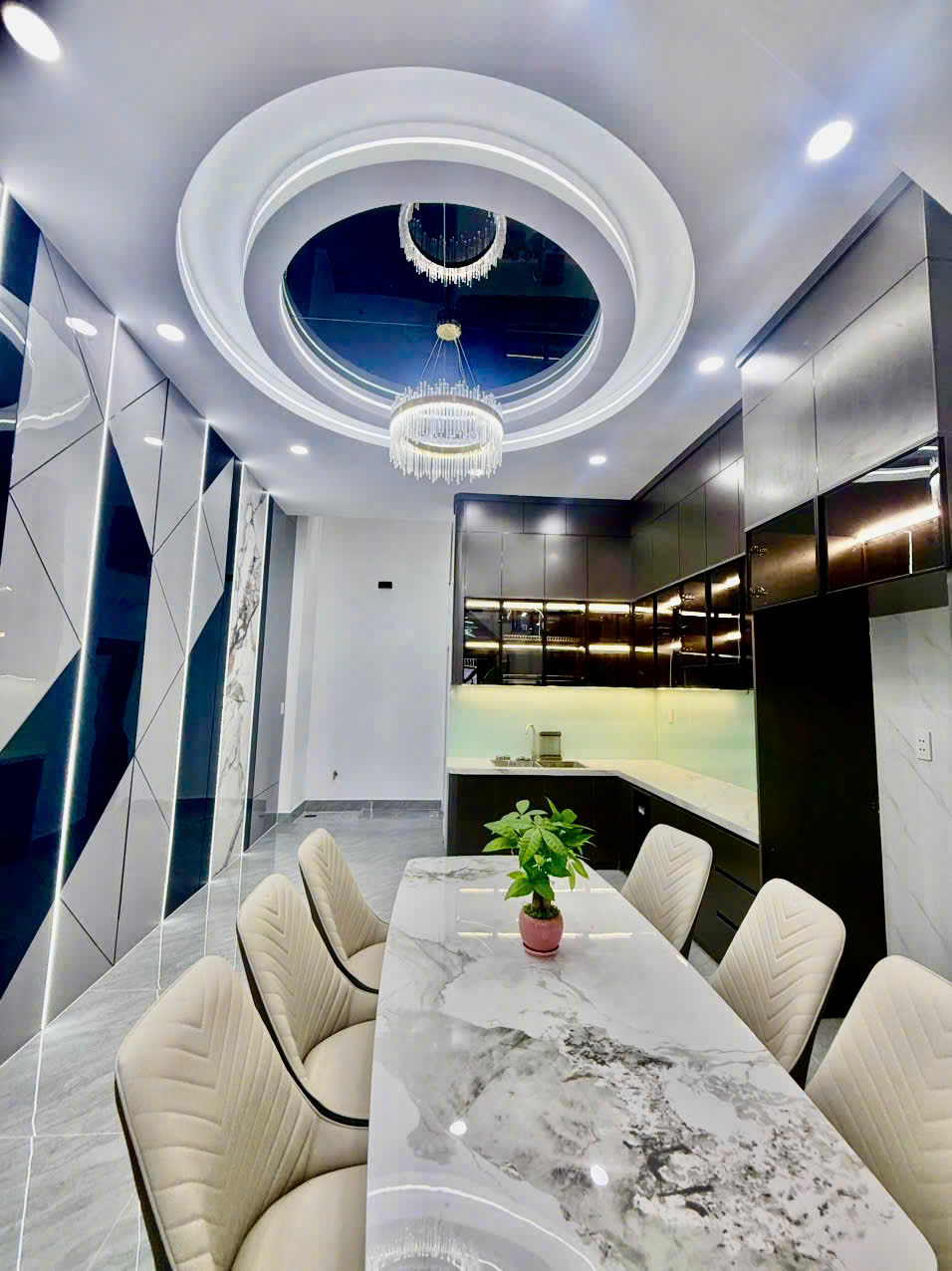 NHÀ MỚI LÂM THỊ HỐ – FULL NỘI THẤT – SÂN Ô TÔ 7 CHỖ – CHỈ 5,68 TỶ 16014390