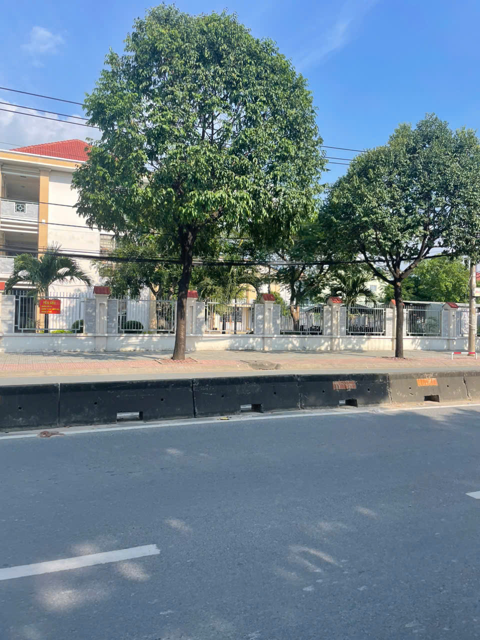 HÀNG ĐẸP Q12 – ĐẤT (8X28) MẶT TIỀN LÊ THỊ RIÊNG, FULL THỔ CƯ! GIÁ RẺ 16014429