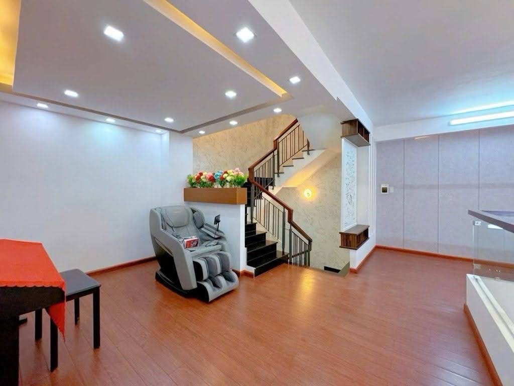 Bán nhà Gò Vấp, hẻm xe hơi Bùi Quang Là, gần Emart2, sổ vuông đẹp, 56m², 5 tầng, full nội thất, 7.2 tỷ 16014446