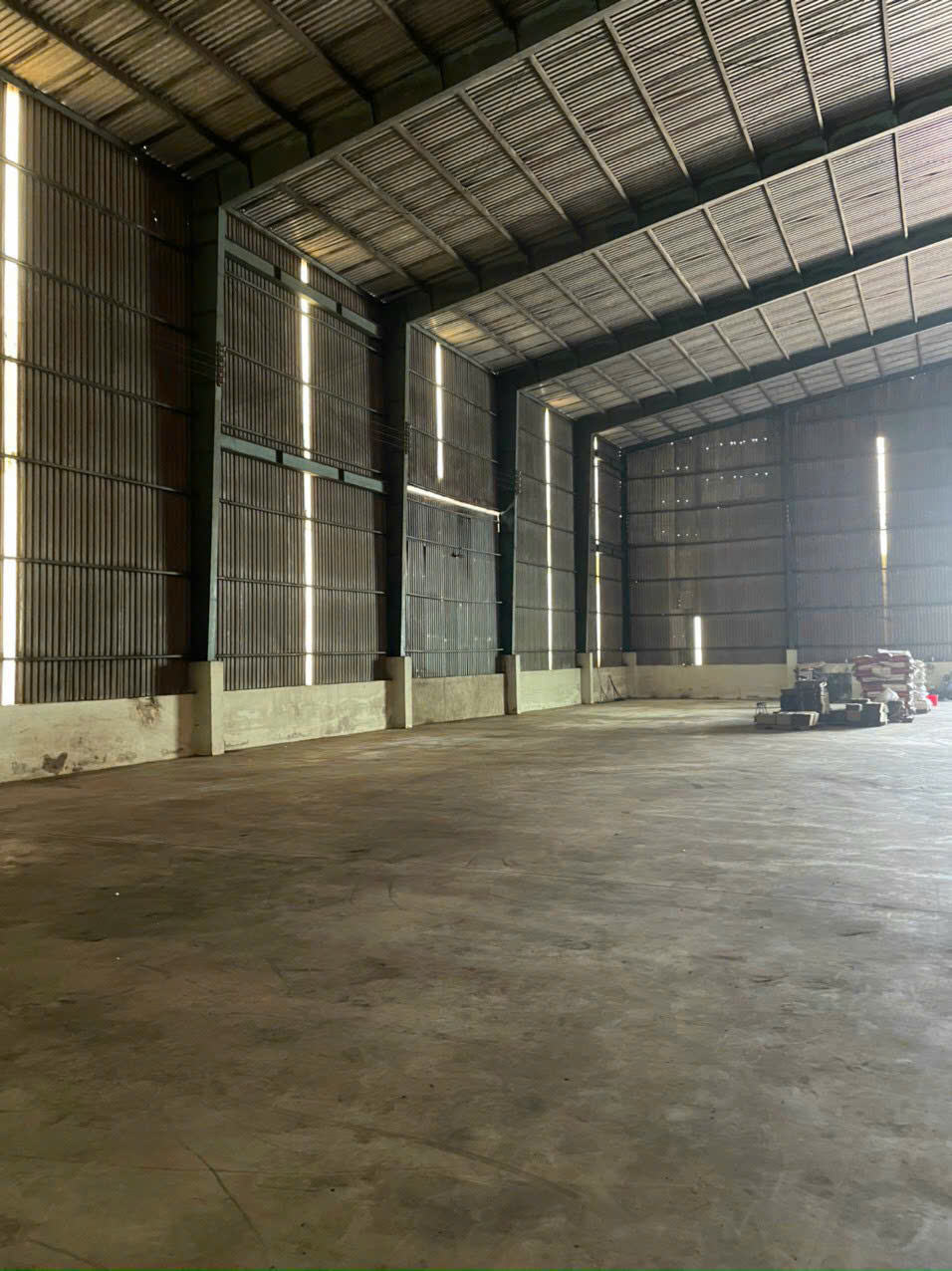 XN512 cho thuê xưởng sản xuất linh hoạt ngành nghề, trống xưởng bàn hoạt động liền 16014491