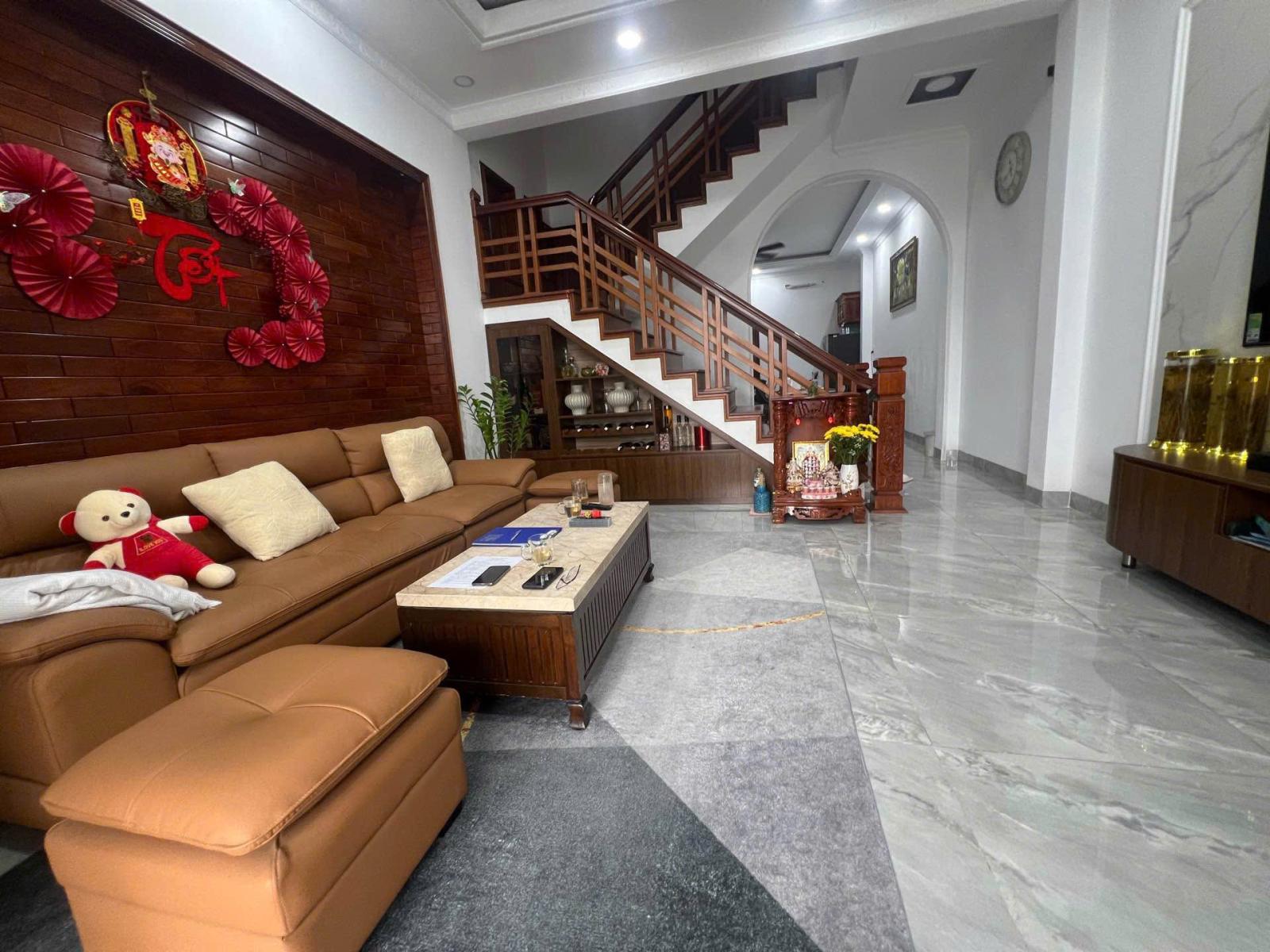 🔥BÁN NHÀ PHỐ PHƯỜNG HIỆP BÌNH- TP THỦ ĐỨC - 3 TẦNG – NỘI THẤT CAO CẤP – 5 PHÒNG NGỦ – HẺM Ô TÔ TRÁNH – KHU VỰC ĐẮC ĐỊA 16014497