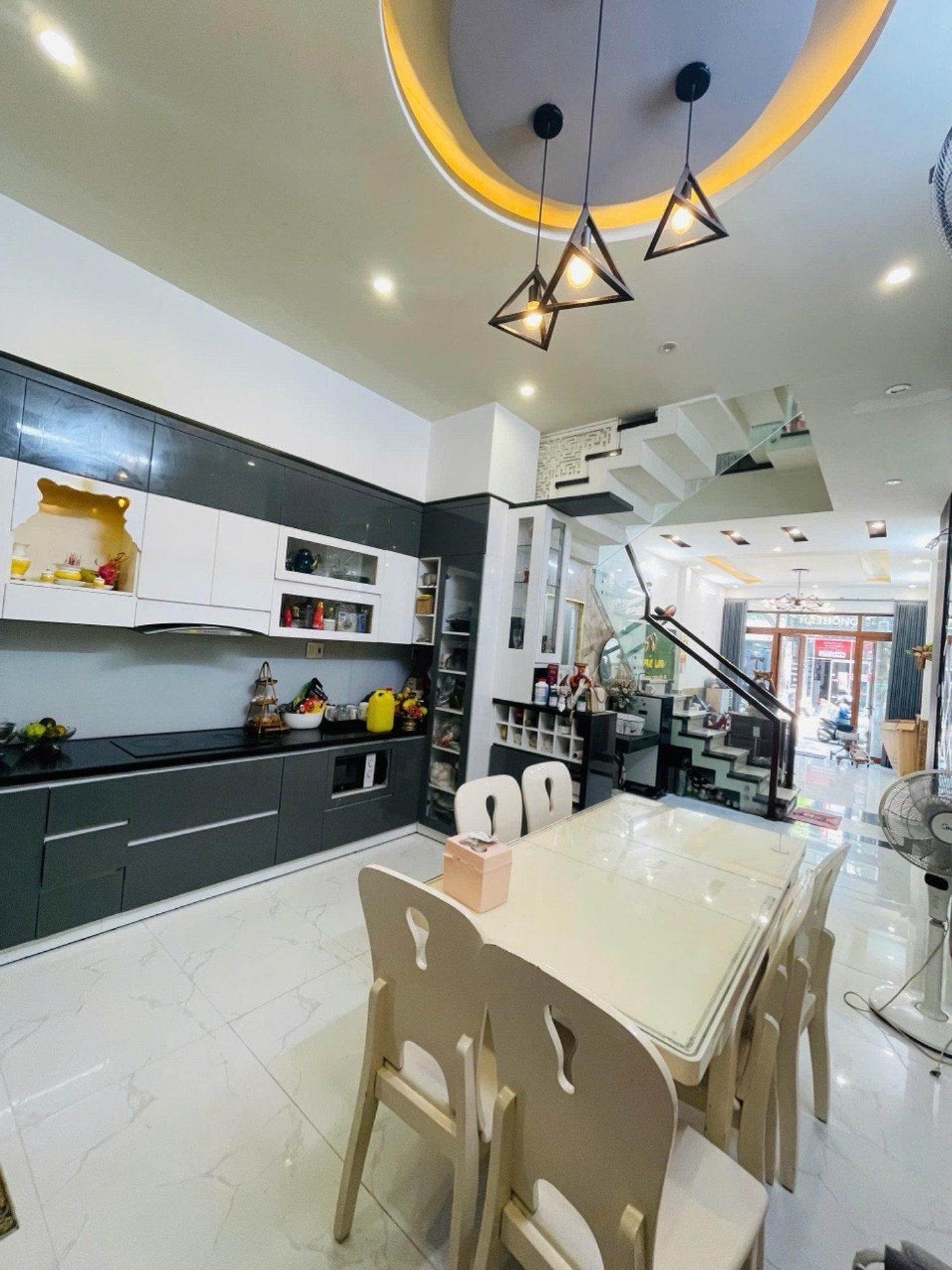 Bán nhà 3 tầng mặt tiền Thái Thị Bôi, 77,2m2, nở hậu 4,2m, giá 8,8 tỷ 16014501