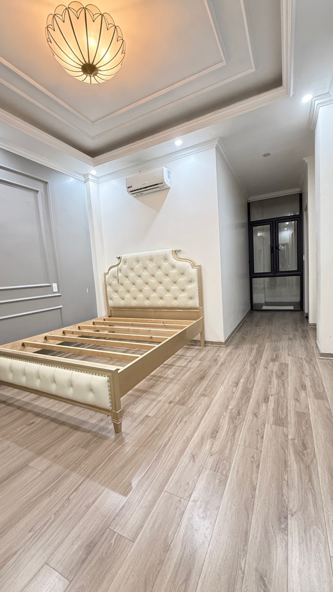 Bán nhà mặt phố Cát Cụt - 7 tầng thang máy, mặt phố trung tâm 16014527