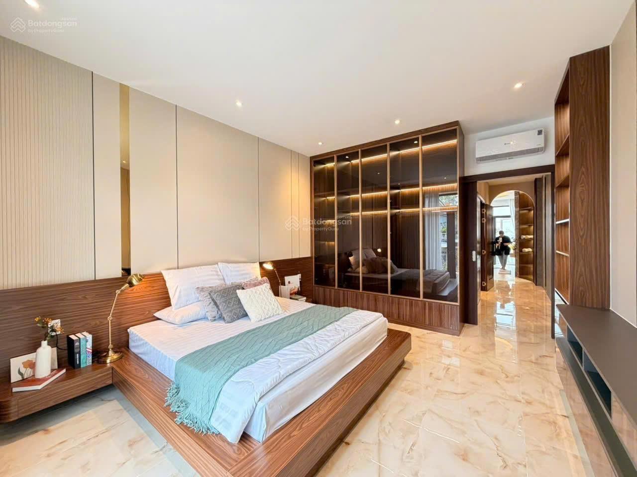 Chính chủ cần bán nhà mặt phố tại trần thị trọng- 17,9 tỷ,dt: 80m2, hàng hiếm 16014535