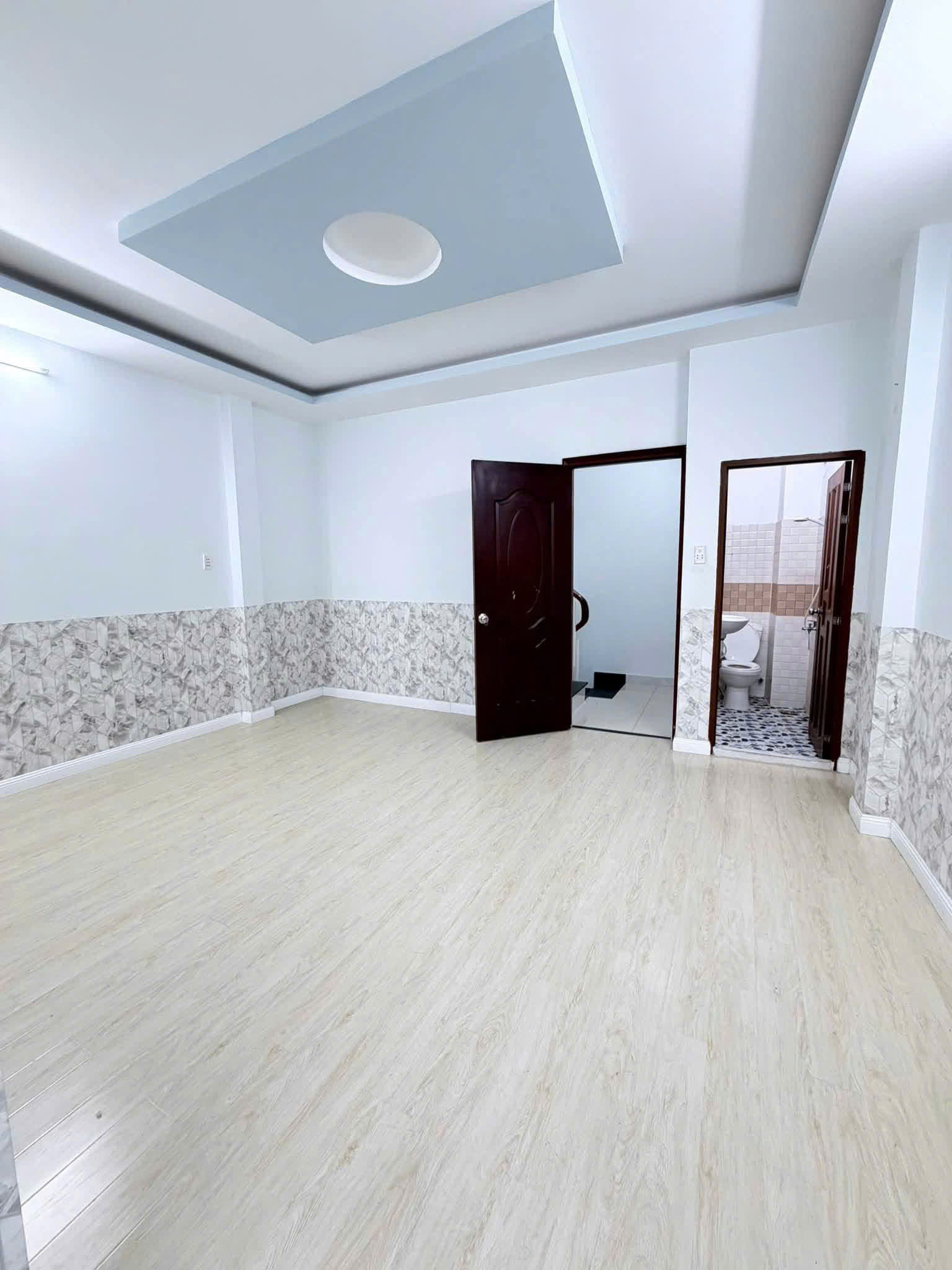 Nhà mới 4 tầng (ngang 5.2m) gần MT Phạm Thế Hiển P4Q8 P.Chánh Hưng 16014553