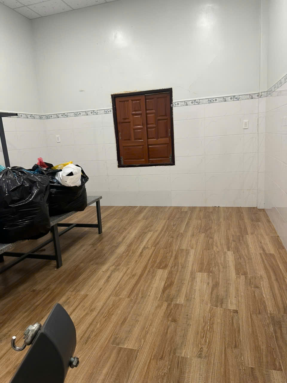 Bán nhà lô 2 Ngô Quyền - Tân An - LaGi giá siêu rẻ 2.2 tỷ sổ riêng 16014565
