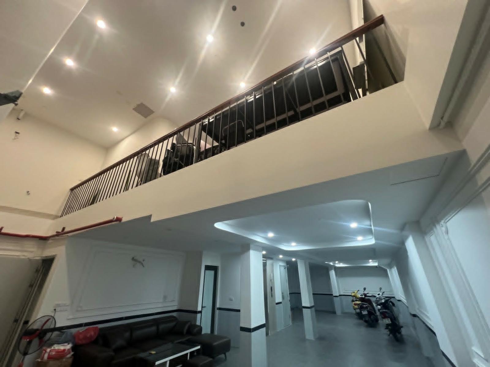 Bán tòa nhà 8 tầng phố Phú Xá , diện tích 110m2, giá 32 tỷ 16014572