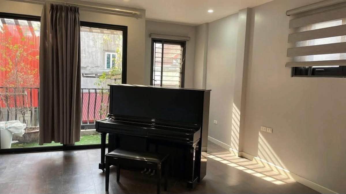 NHÀ LÔ GÓC PHÁO ĐÀI LÁNG – 60M² – MT 5,3M – 5 TẦNG – Ô TÔ ĐỖ CÁCH 10M – Ô CHỜ THANG MÁY – SỔ VUÔNG 16014590