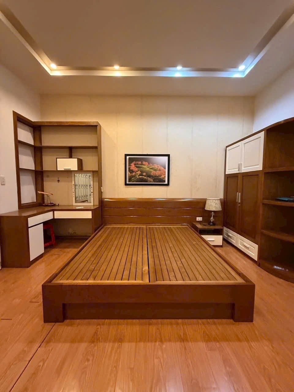 Bán nhà mặt phố khu Đông Nam Cường, TP HD, 63m2, mt 9m, 4 tầng, 4 ngủ, 4 vs, nhà đẹp, giá 6.x tỷ 16014623