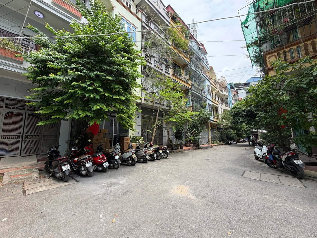 Bán Nhà KĐT Đại Kim. Hoàng Mai. Ô Tô. Vỉa Hè. DT 54m2. MT 4.2m. 4 Tầng. Giá 16.8 Tỷ. 16014645