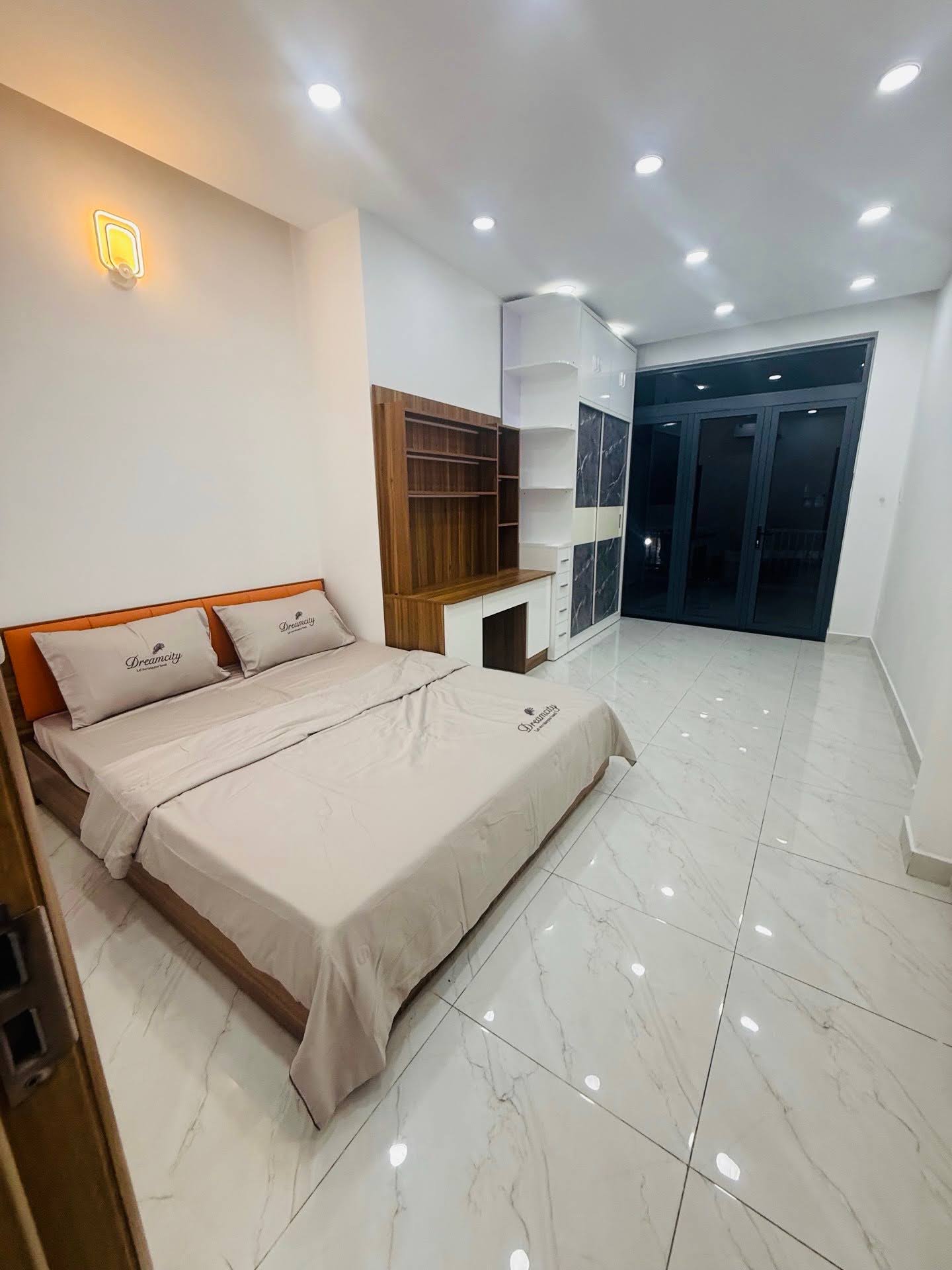 Bán nhà Gò Vấp hẻm xe hơi Phan Huy Ích gần Emart , 58M², 4 tầng, 5PN, ở ngay, chỉ 6.7 tỷ TL 16014647