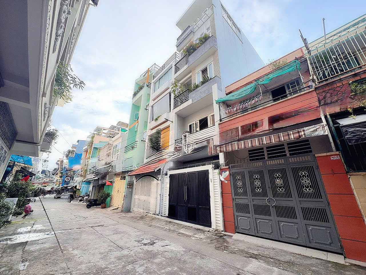 HIẾM NHÀ BÁN - HXH 8M Đ.NGUYỄN THIỆN THUẬT, QUẬN 3 - VỊ TRÍ KINH DOANH SẦM UẤT BẬC NHẤT TẠI CUNG 16014655