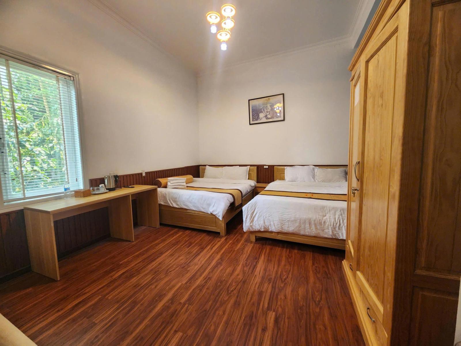 Cho thuê villa 11 phòng ngủ full nội thất đồi Huy Hoàng giá 40 triệu tại Đà LạtLâm Đồng 16014659