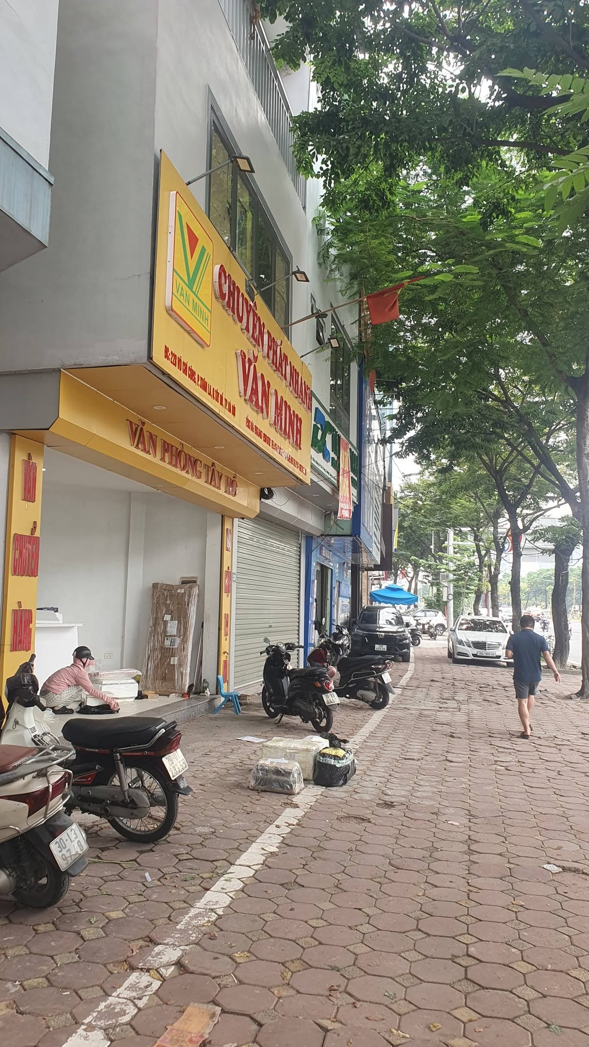 Bán nhà mặt phố Dương Văn Bé, 45m2, 6 tầng thang máy, mặt tiền 6.6m, 26.5 tỉ, dòng tiền 40tr/ tháng 16014681