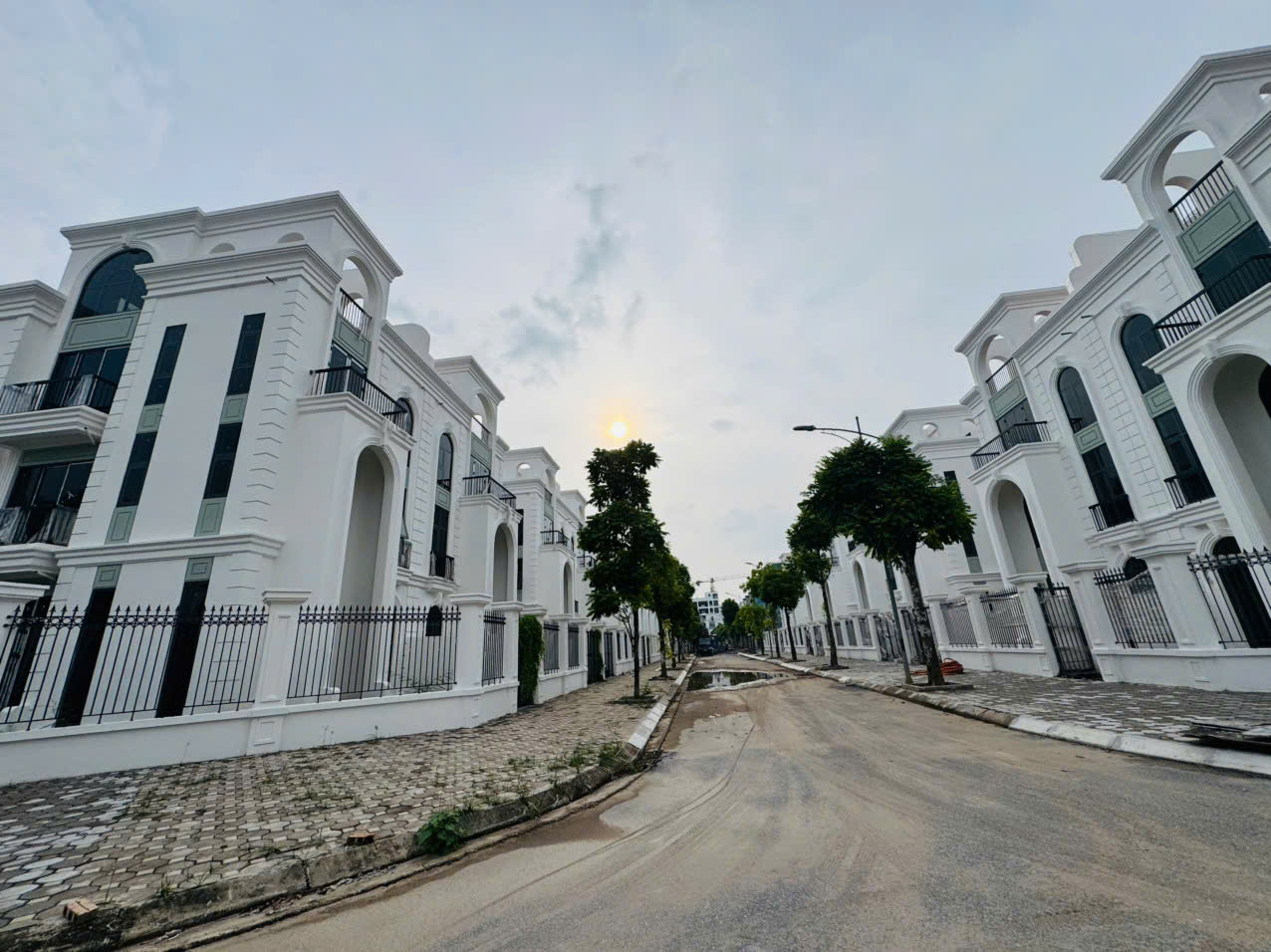 Cho Thuê Biệt Thự Thô Khu B2.2 – Kđt Thanh Hà 16014699