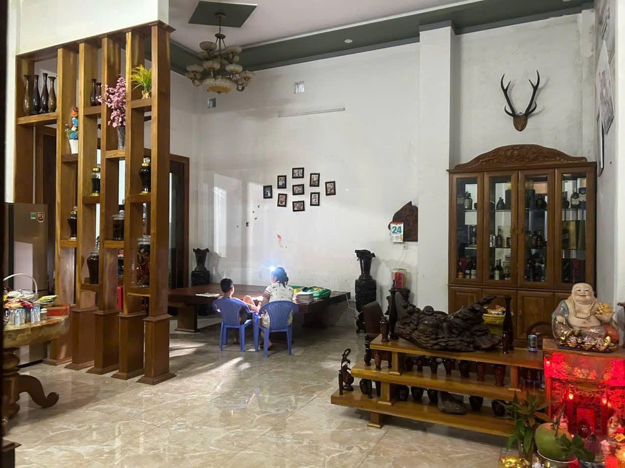 CHO THUÊ MẶT BẰNG KINH DOANH – TRẦN HƯNG ĐẠO, BUÔN HỒ Vị trí: Mặt tiền đường Trần Hưng Đạo, Buôn 16014752
