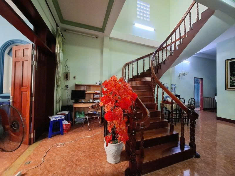 Bán nhà Mặt tiền hẻm 8m Lê Văn Thọ - gân Quang Trung , 12x36m, 2 Tầng - 1 đời chủ, 46 Tỷ. 16014754