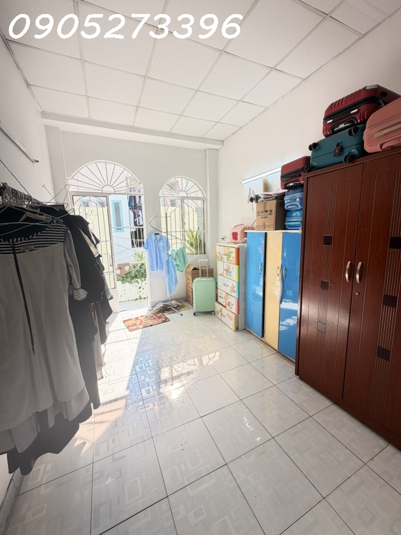 HIẾM..2 MẶT TIỀN TRƯỚC SAU ÔTÔ NGỦ NGON TRONG NHÀ - NGAY KHU SÂN BAY - 2 TẦNG 2PN, SỔ A4 HOÀN CÔNG 16014755