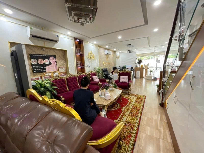 Bán nhà Mặt tiền Nguyễn Ngọc Nhựt - giao Tân Hương, 5x22m, 5 T - 7 PN, Sổ A4, 17,5 Tỷ. 16014794