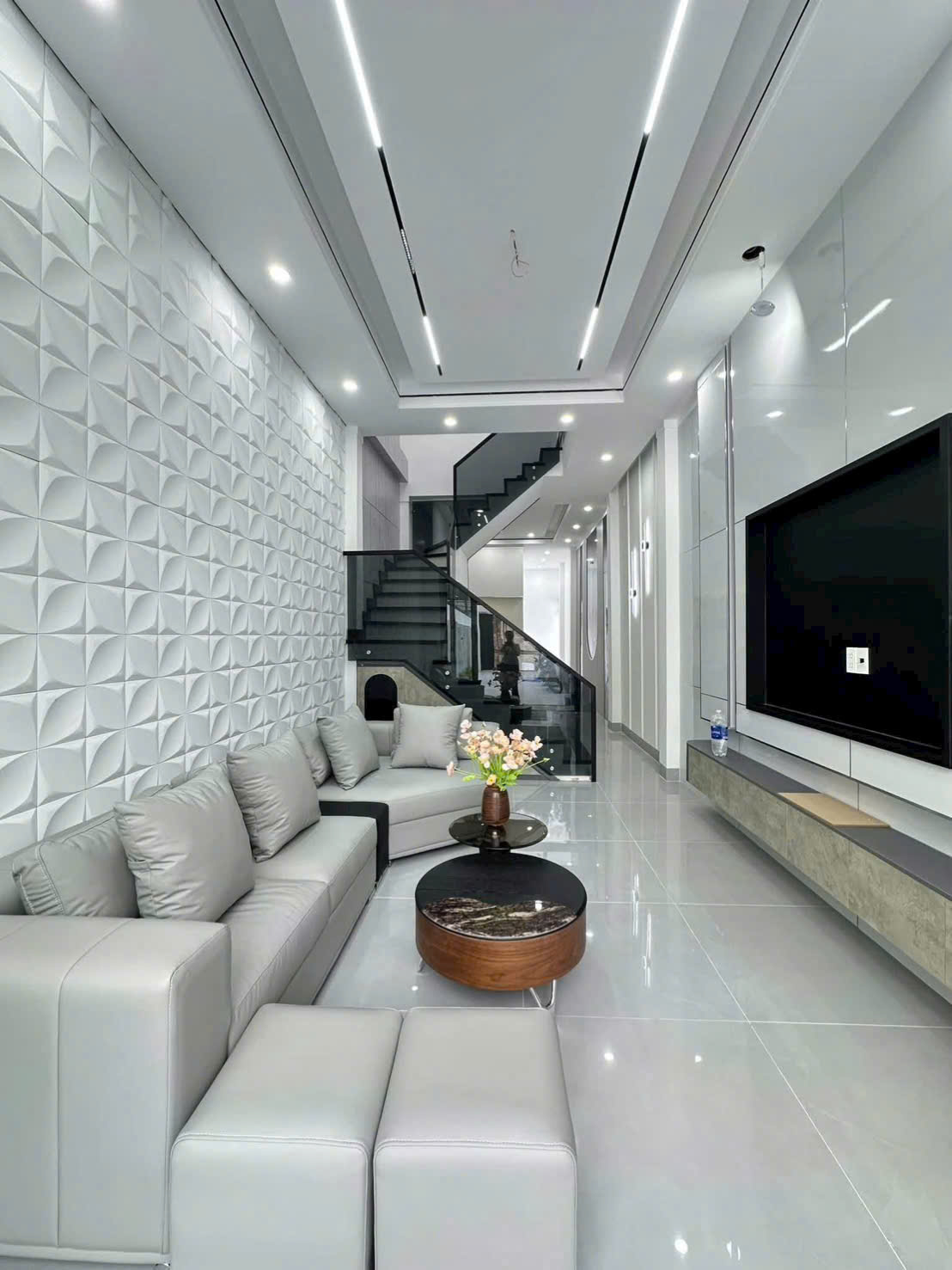 Nhà phố 132m2 1 trệt 1 lầu đường xe oto Tân Phong cũ giá chỉ 4,150 tỷ 16014816