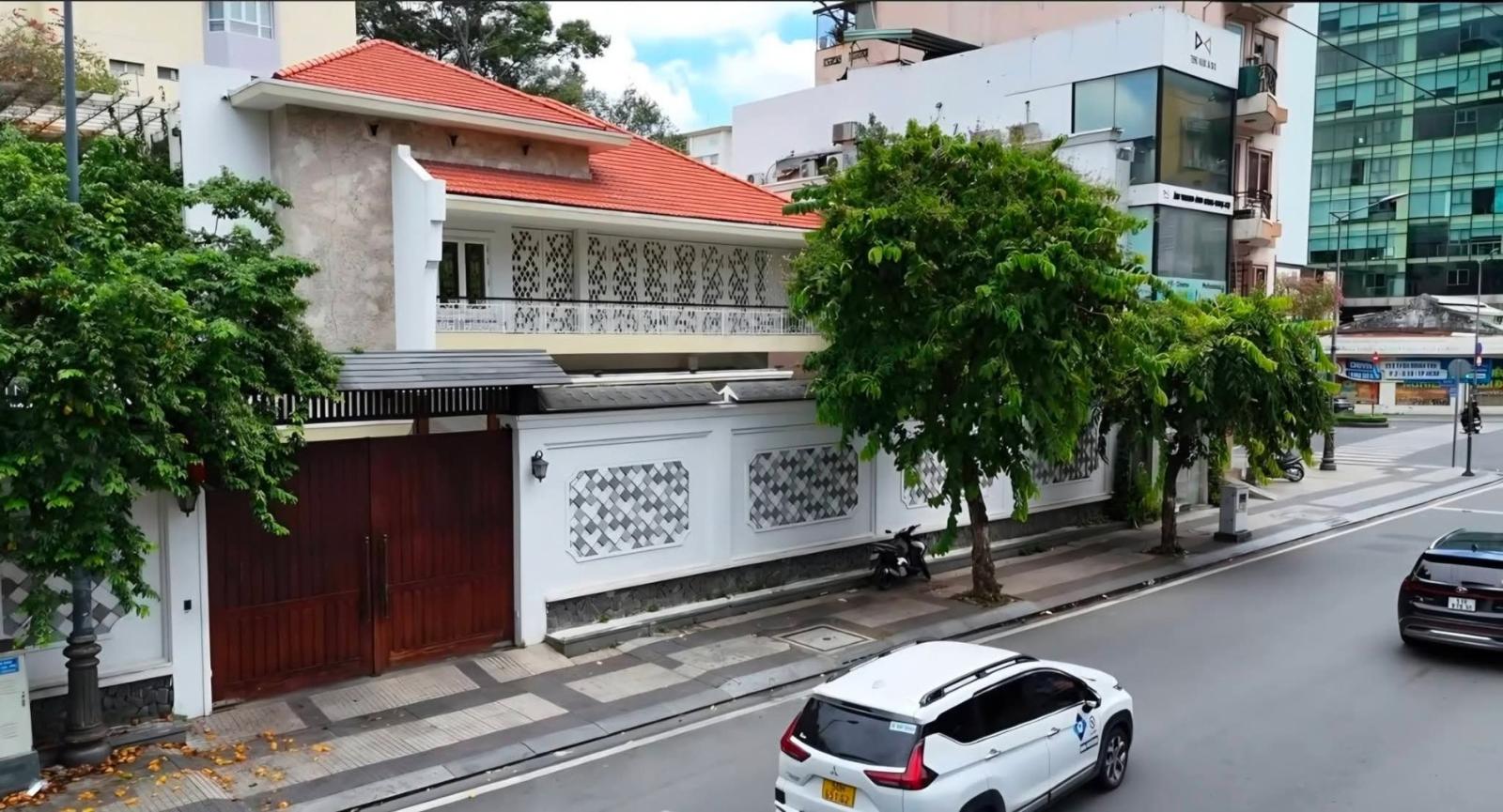 Bán Biệt Thự Góc 2 Mặt Tiền Đường Điện Biên Phủ Quận 3.DT:713m.Giá 310 tỷ 16014817
