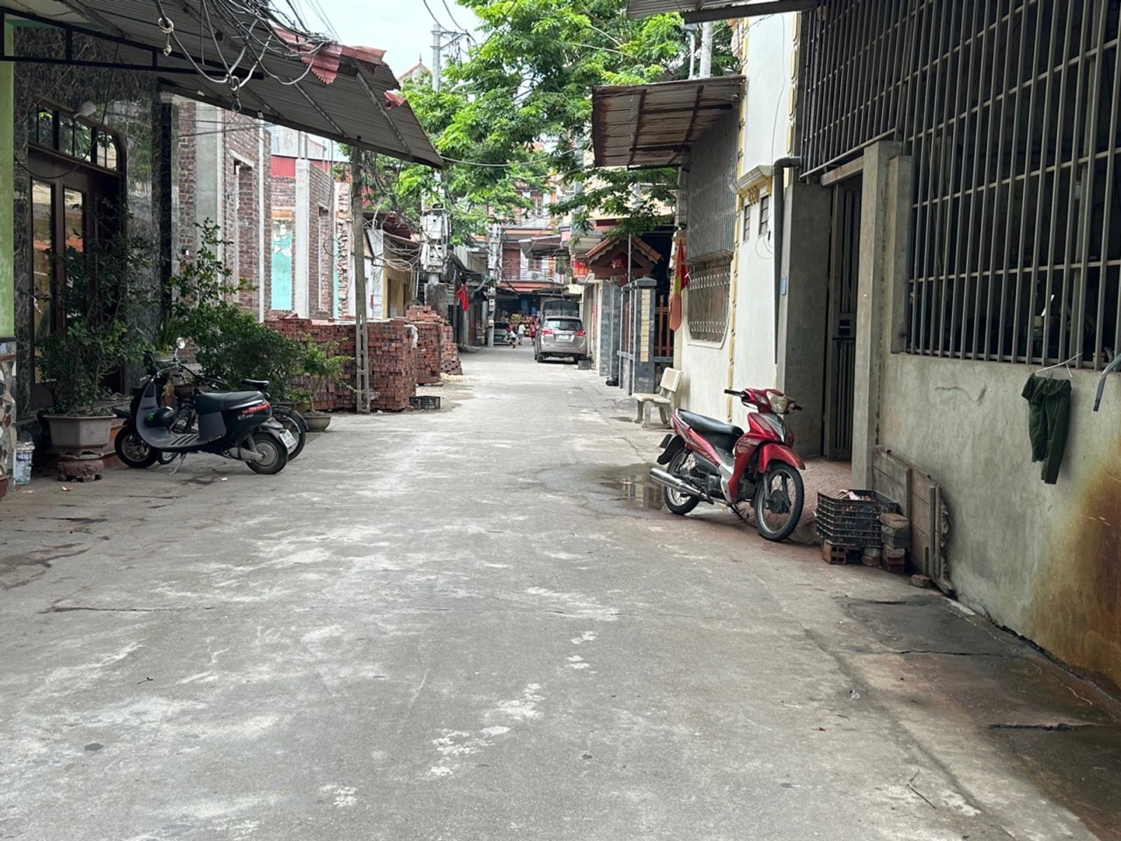 Bán đất Nam Đuống- Đầu Phố- 55m lô góc- Oto- sát phố hơn 8 tỷ 16014853