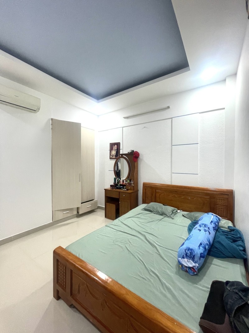 Bán nhà đường số 11, Trường Thọ, Thủ Đức, TP HCM. DT 70m2, 2 tầng, giá 4,19 tỷ, sổ hồng riêng. 16014854