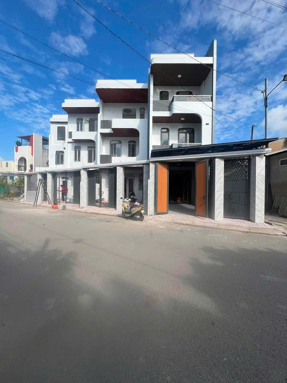 Nhà đẹp 2 lầu khu dân cư P Hóa An cũ giá bán 5,5 tỷ thương lượng 16014932