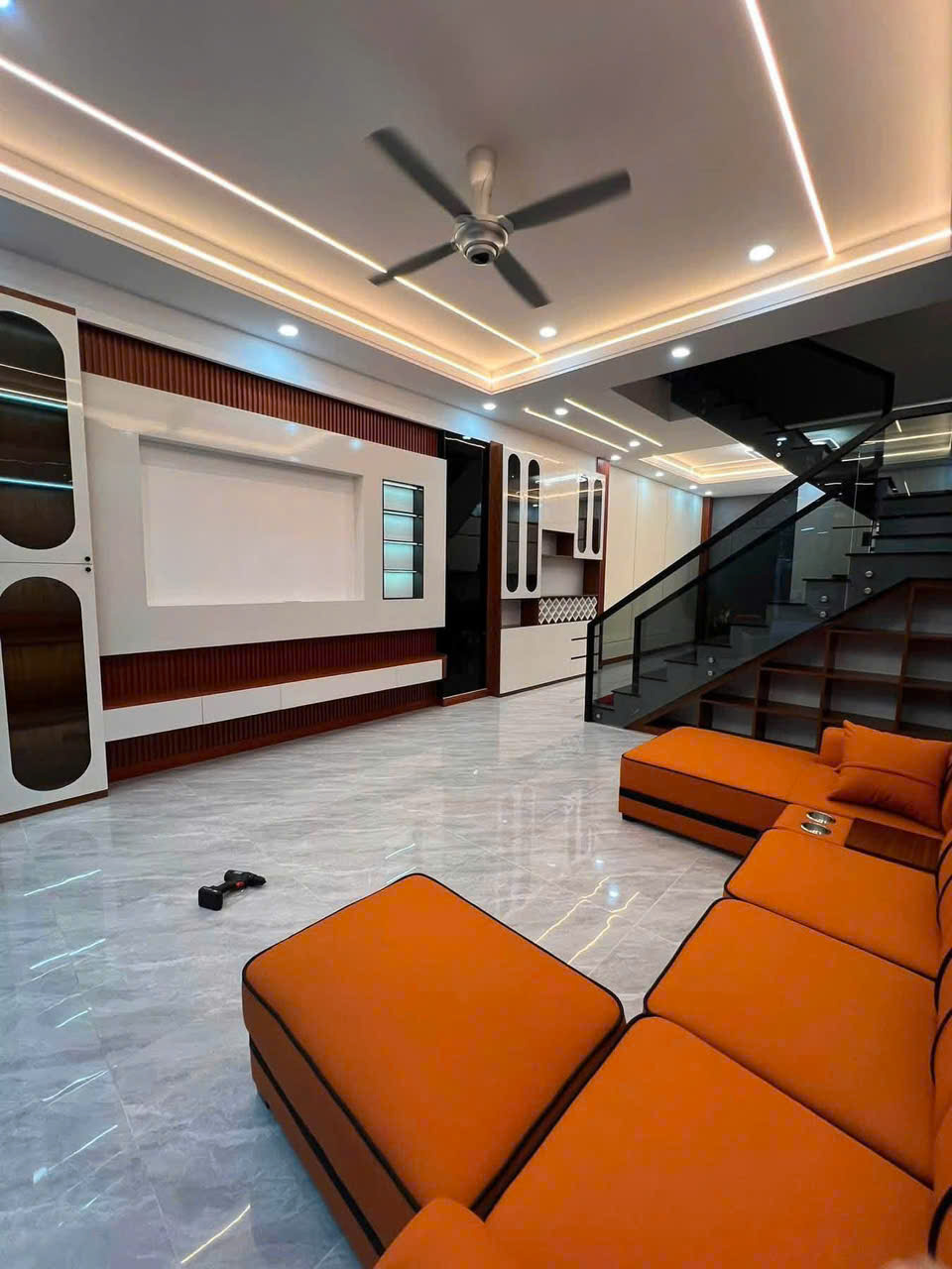Nhà đẹp 2 lầu khu dân cư P Hóa An cũ giá bán 5,5 tỷ thương lượng 16014932