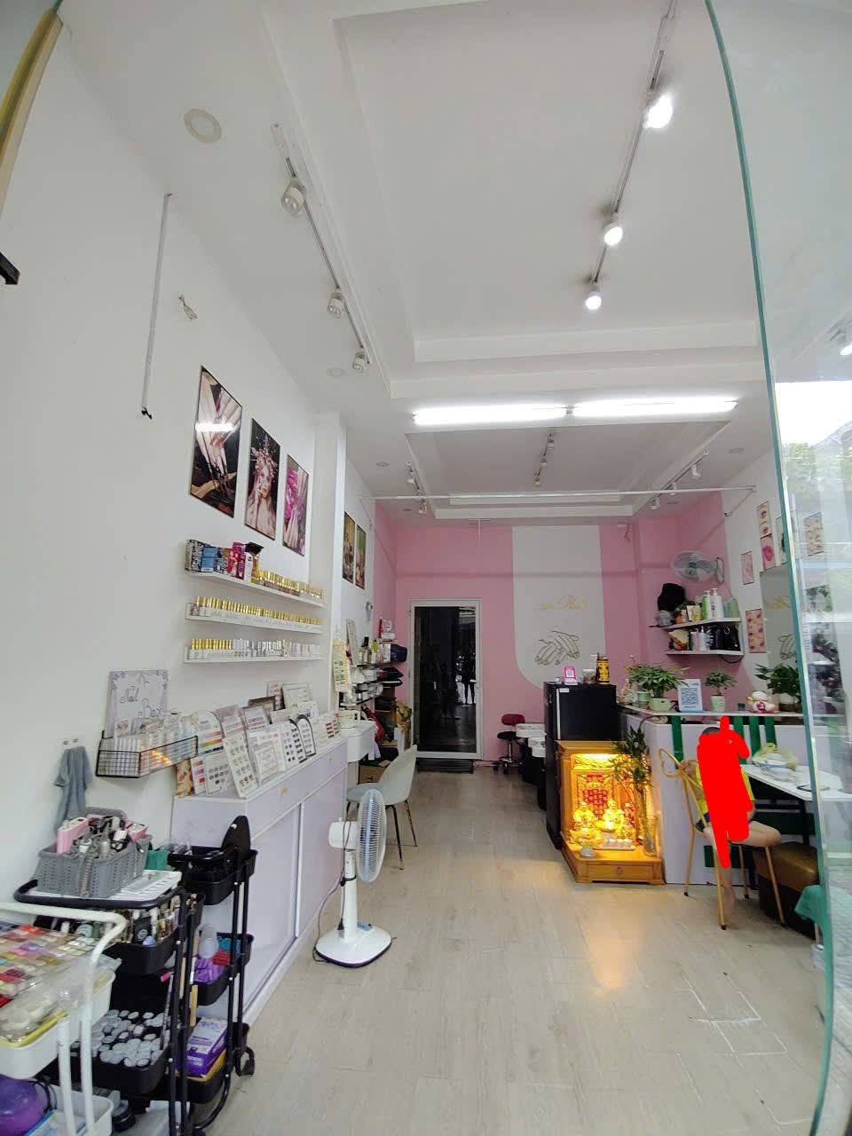 SANG MẶT BẰNG NAIL TẠI TÂN SƠN NHÌ, HỒ CHÍ MINH  GIÁ TỐT 16014941