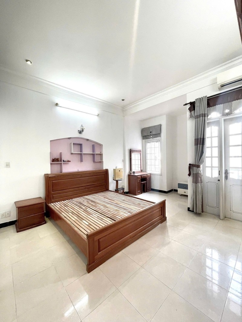 # Sau Mặt Tiền Đống Đa, Ô tô đậu cửa, 83m2, 3 tầng cứng, nhỉnh 7 tỷ 16014964