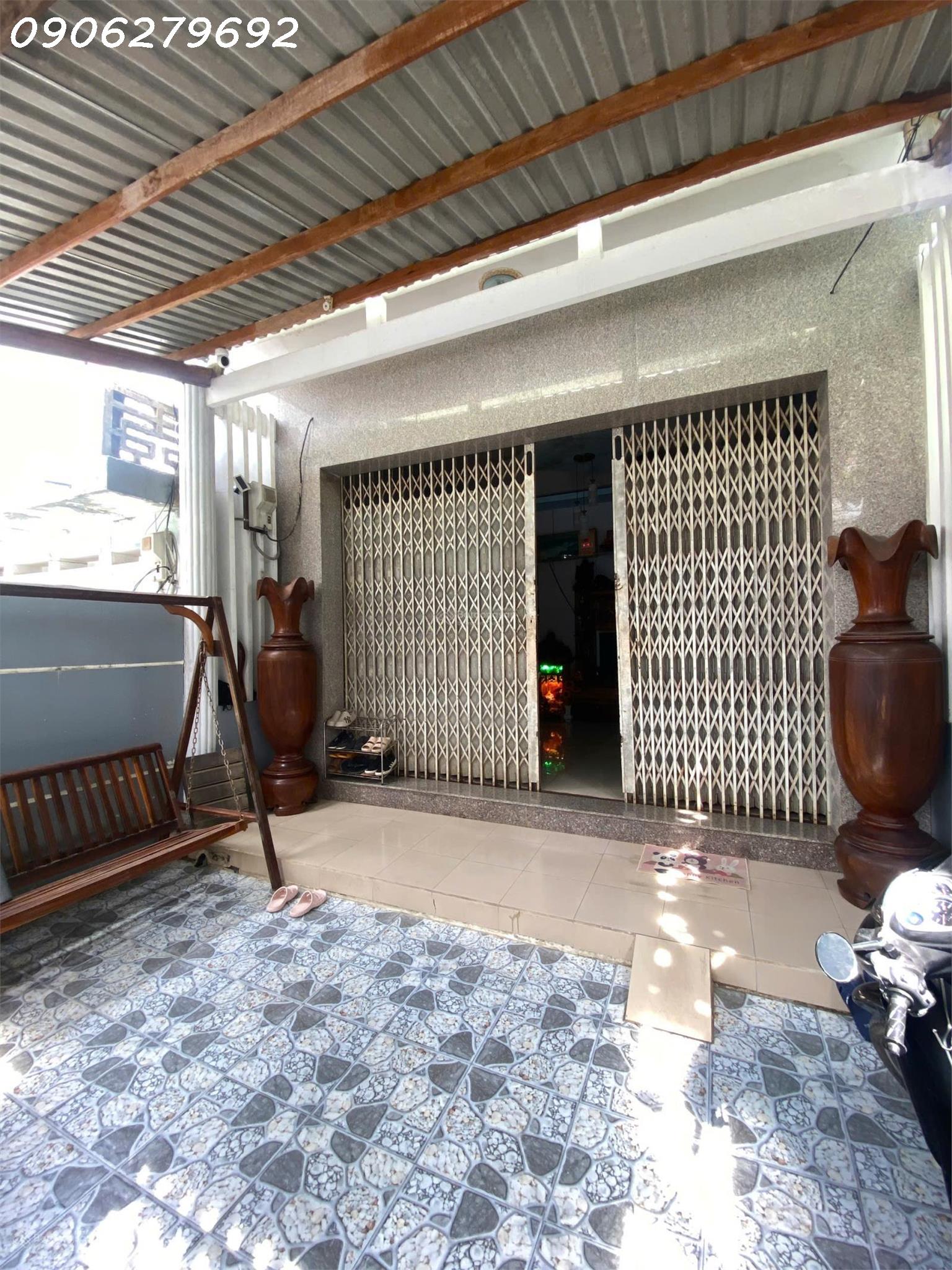 Bán nhà riêng tại 55A/11, Nguyễn Huệ, Phường Tuy Hòa, Đăk Lăk 2,52 tỷ, 100m2 16015064
