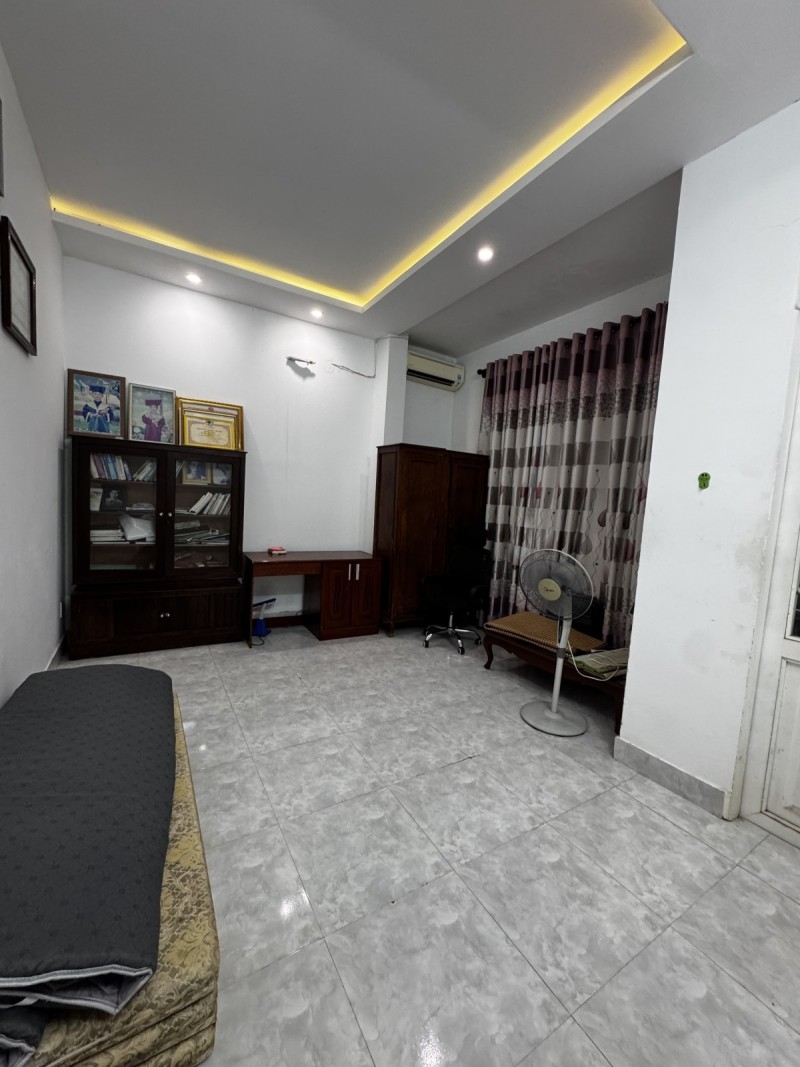 Hàng hiếm Hồ Phi Tích Hòa Xuân 100m2, 2.5 tầng, giá 7.75 tỷ 16015071