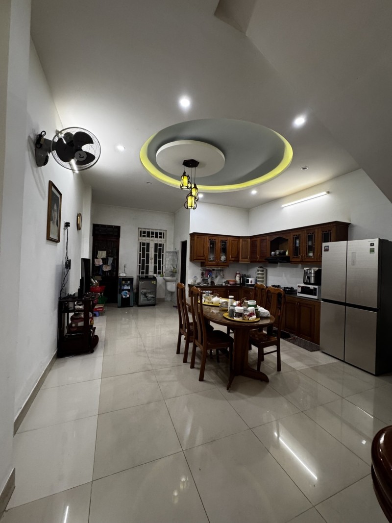Hàng hiếm Hồ Phi Tích Hòa Xuân 100m2, 2.5 tầng, giá 7.75 tỷ 16015071