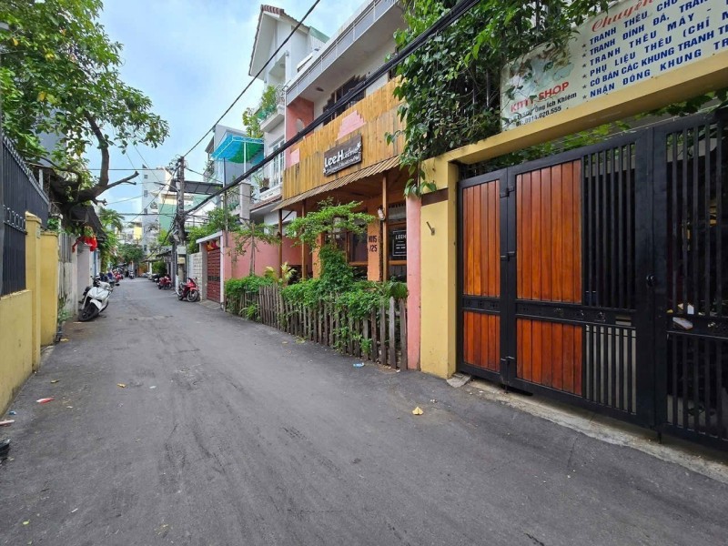 ► Nhà gần MT Ông Ích Khiêm, Ô tô đậu 30m ko phiền ai, 67m2, 2 tầng đúc, 3PN, nhỉnh 4 tỷ 16015082