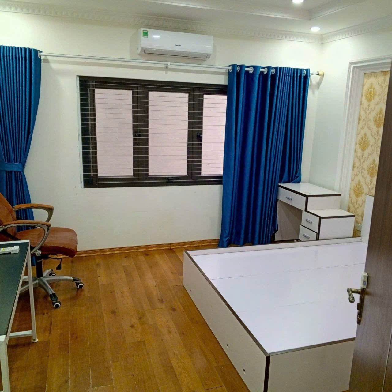 Bán nhà Đẹp Ngọc Thụy- Ngõ Nông- Oto-42m 4 tầng 4 ngủ nỉnh 7 tỷ(TL) 16015092