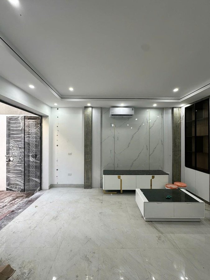Bán Nhà Định Công. Hoàng Mai. 6 Tầng Thang Máy. DT 33m2. MT 4m. Giá 9.4 Tỷ. 16015113