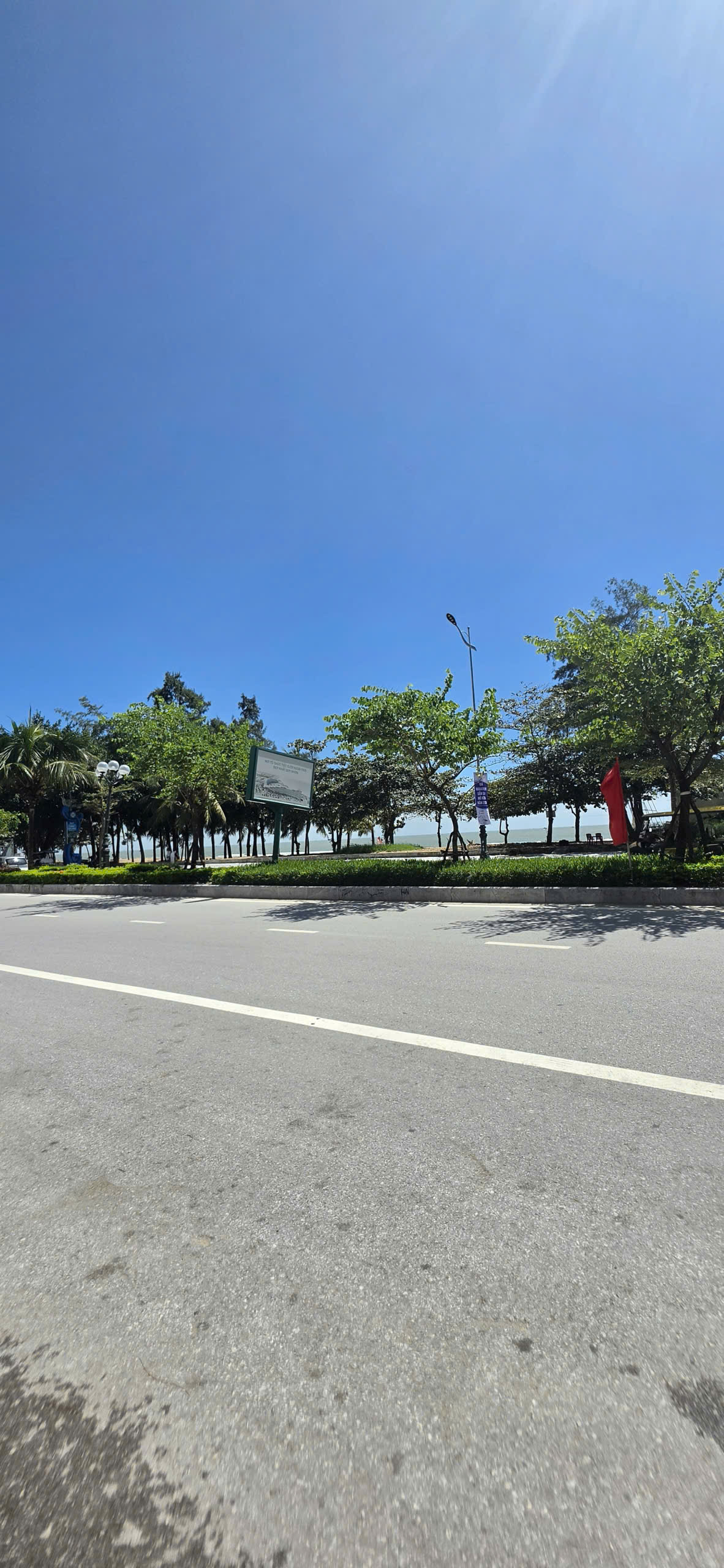 02 KHÁCH SẠN MẶT BIỂN SẦM SƠN, ĐƯỜNG HỒ XUÂN HƯƠNG, 10 tầng, 120 PHÒNG, DÒNG TIỀN, Miễn TG 16015126