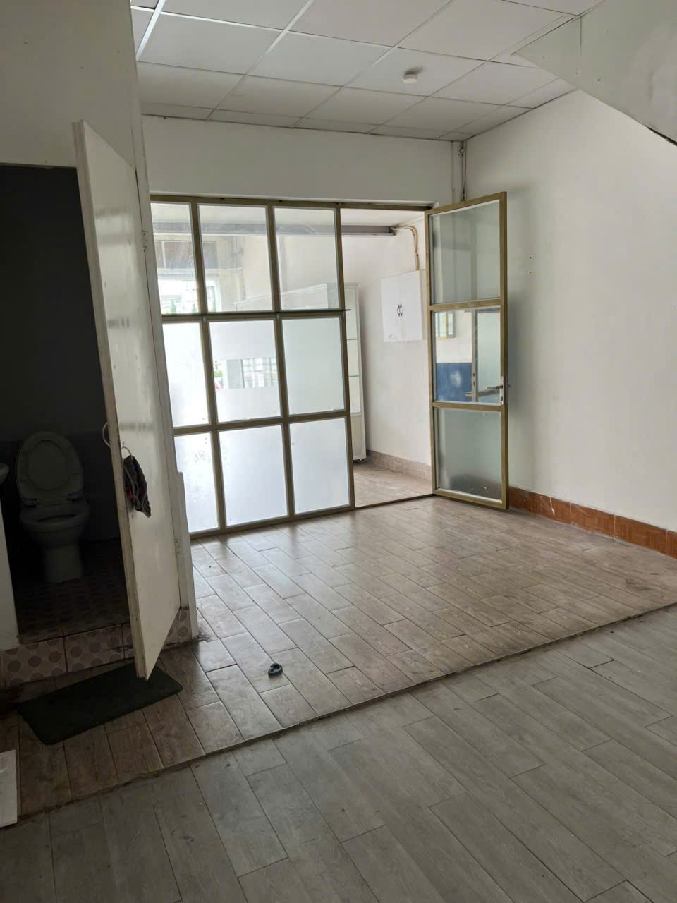 Cho thuê mặt bằng kinh doanh ngay trung tâm giá 22 triệu tại đường 3/2 Đà Lạt Lâm Đồng 16015155