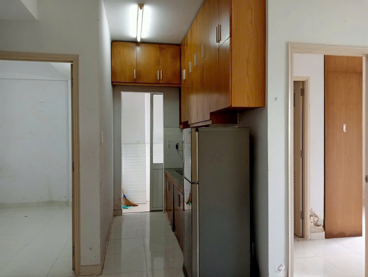 Bán gấp căn hộ HQC Plaza ngay chợ Bình Điền Q8, 54m2, 2PN, 1tỷ120, full nội thất, tầng 12, nhà đẹp 16015197