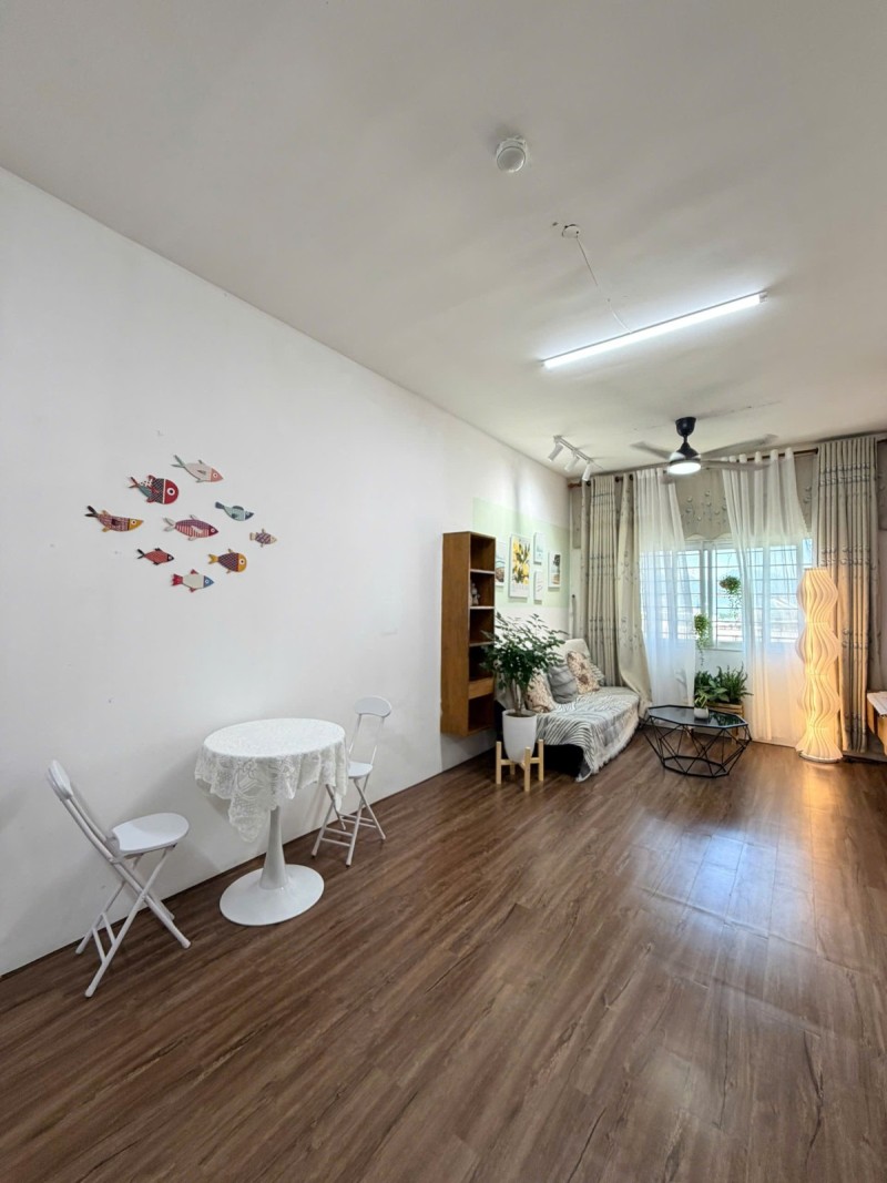 Bán Nhà 3 Tầng Lô Góc Dương Thị Xuân Quý, 132m2, 7PN, Giá 32 Tỷ 16015234