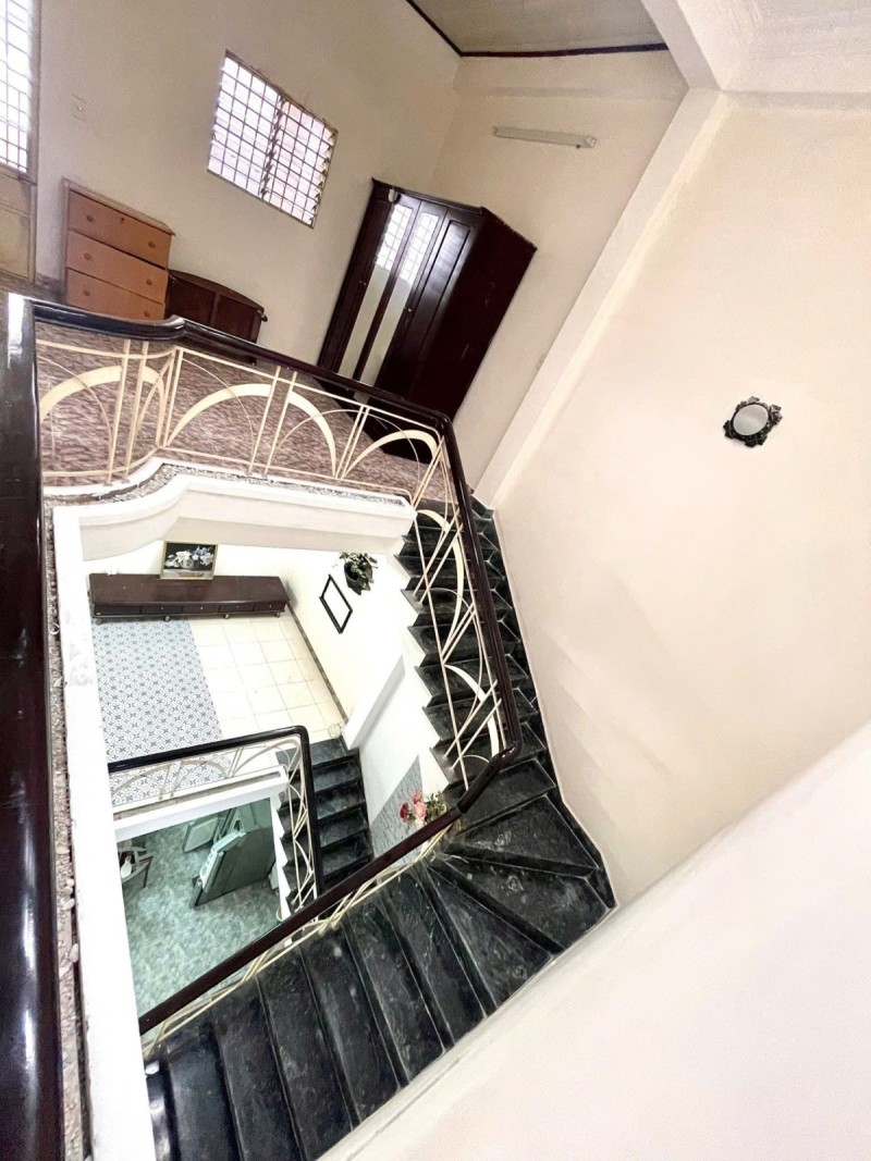 ♥ K Ô tô đậu cửa, sau Mặt Tiền Đống Đa, 83m2, 3 tầng cứng, nhỉnh 7 tỷ 16015262