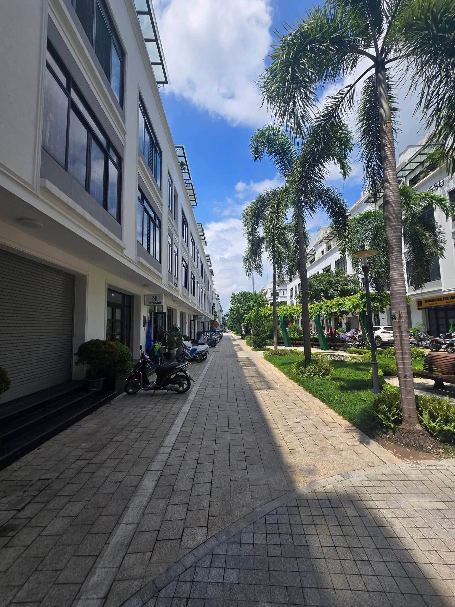 VINHOMES HÀM NGHI – 93M² – MT 6M – 5 TẦNG – THANG MÁY – 2 PHÒNG/TẦNG – KINH DOANH VĂN PHÒNG 16015286