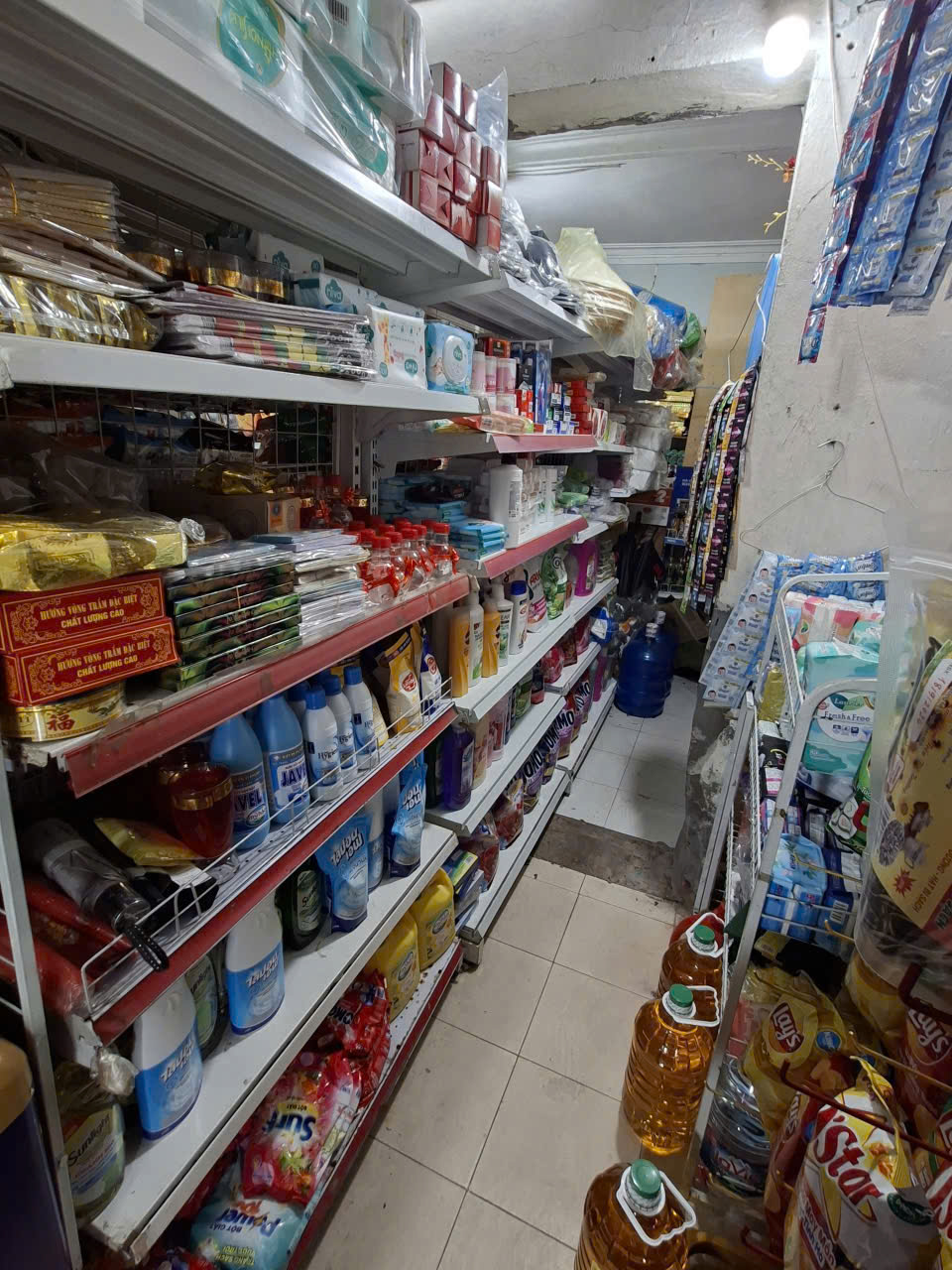 SANG NHƯỢNG CỬA HÀNG – SANG TOÀN BỘ, VÀO KINH DOANH NGAY Địa điểm: Ba Đình, Hà Nội Sang nhượng TOÀN 16015296