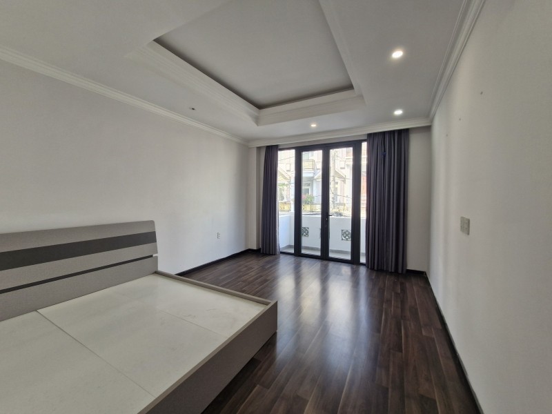 Bán nhà 3 tầng, 71m2 đường Lê Thị Hoa, Tam Bình, Thủ Đức, TP HCM. Giá 5.89 tỷ, sổ hồng riêng. 16015357