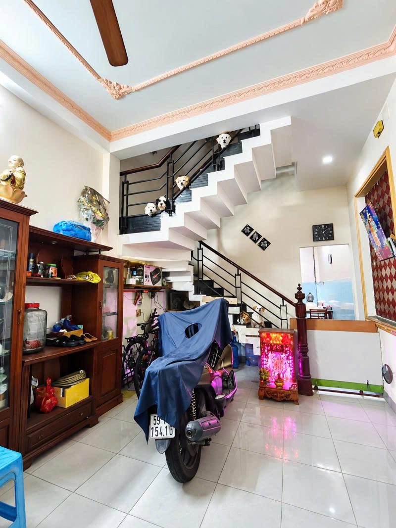 Bán nhà 1 đời chủ -  Mặt tiền Trần Tấn - gần Khu Ba Vân - Bàu Cát, 4x16m, 3 Tầng, 9,7 tỷ. 16015360