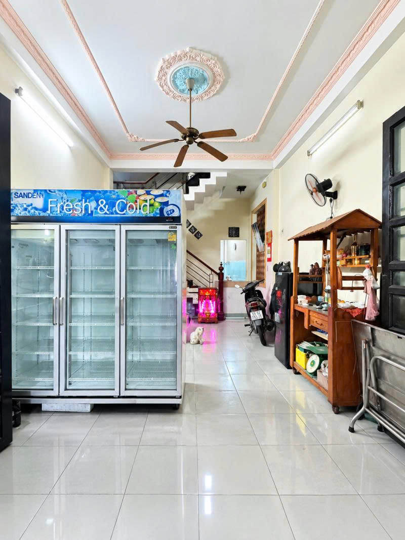 Bán nhà 1 đời chủ -  Mặt tiền Trần Tấn - gần Khu Ba Vân - Bàu Cát, 4x16m, 3 Tầng, 9,7 tỷ. 16015360