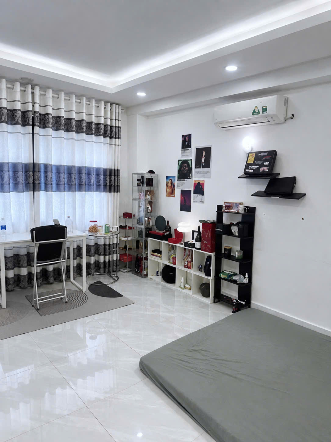 Bán Nhà Quận 3 - Hẻm 4M - 35M - 3PN - Tặng Nội Thất - Nhỉnh 8 Tỷ 16015384