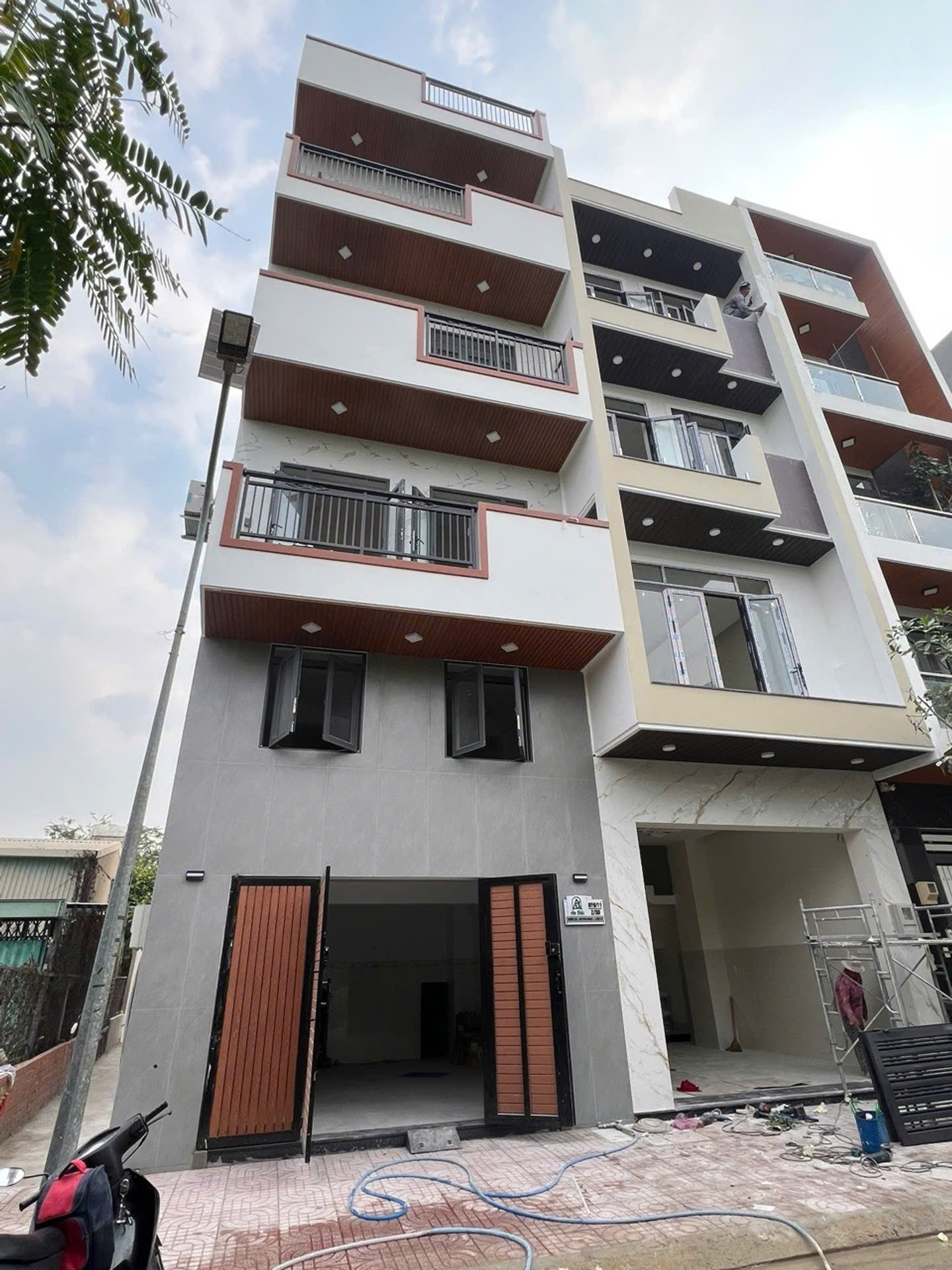 Bán tòa CHDV 6 tầng có thang máy Vườn Lài, An Phú Đông, Q.12, 98m2, 15 phòng, 70tr/tháng, 18 tỷ 16015443